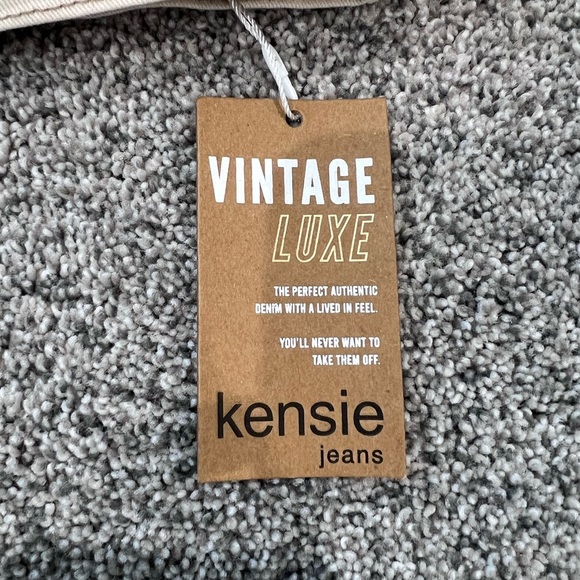 NWT! Kensie The Tessa High Rise Bootcut Women’s Size 10/30 In Cream - Picture 12 of 12